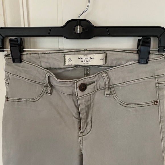 Abercrombie Grey Jeans - Picture 2 of 4